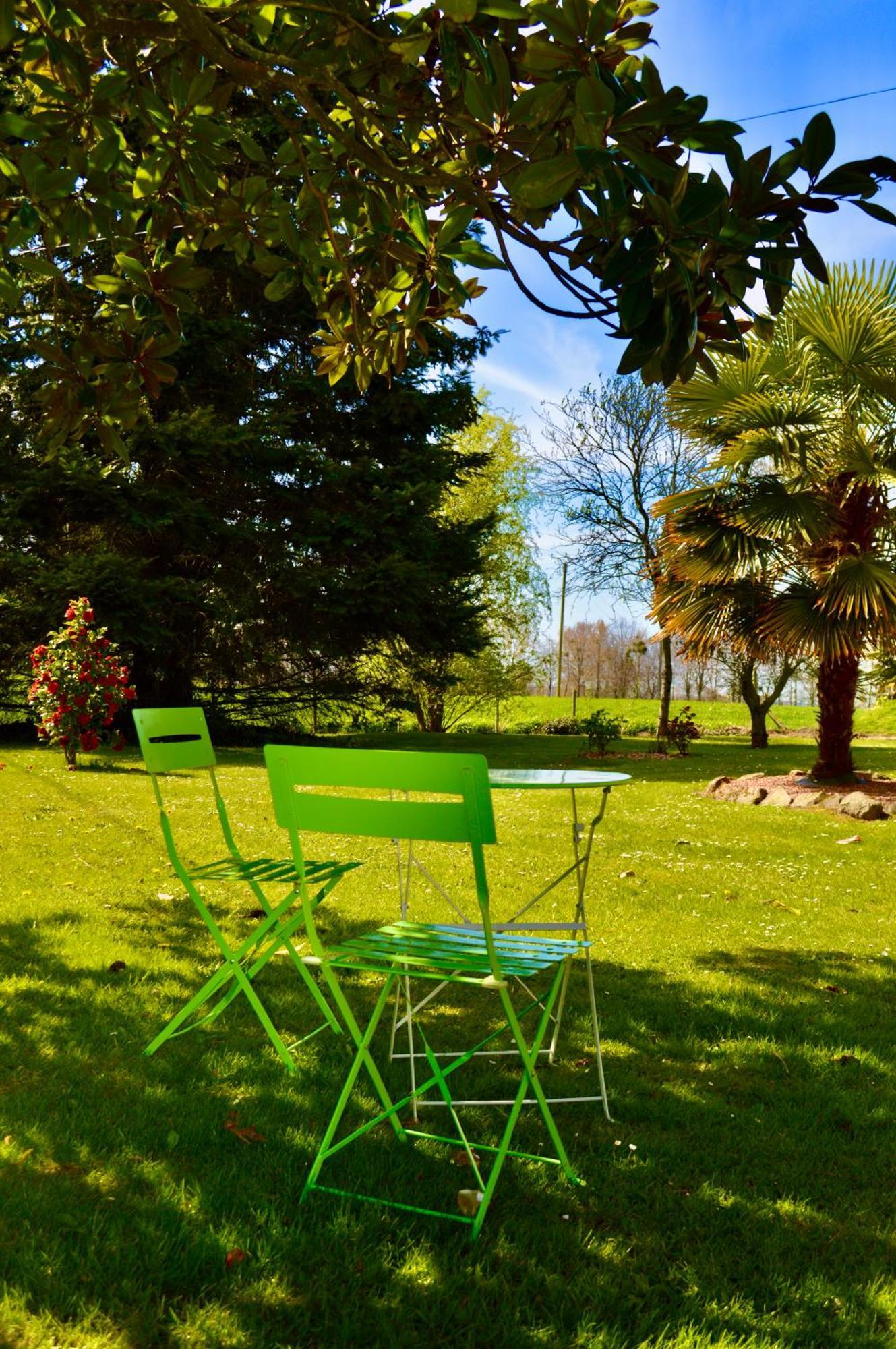 Bed and Breakfast La Pichonniere Isigny-le-Buat Exterior foto