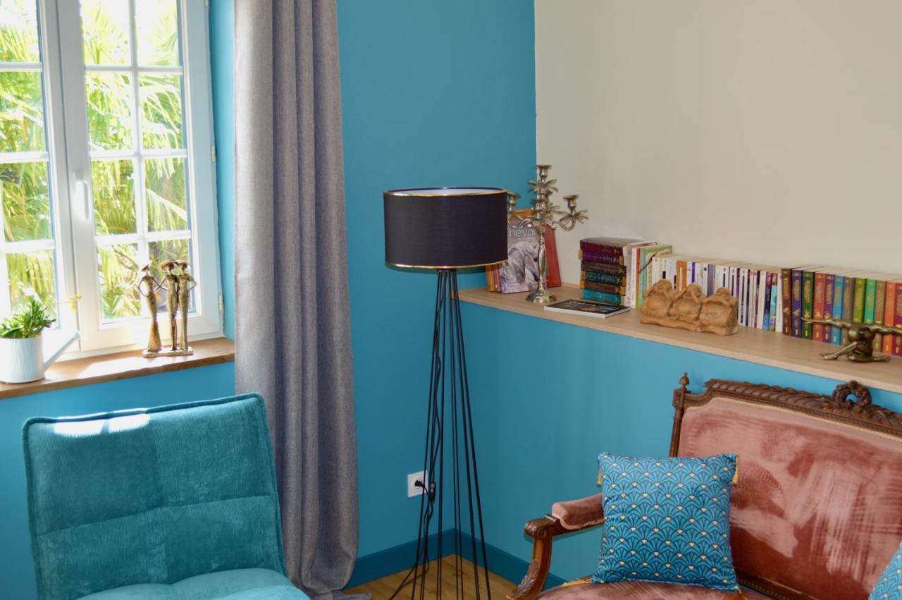 Bed and Breakfast La Pichonniere Isigny-le-Buat Exterior foto